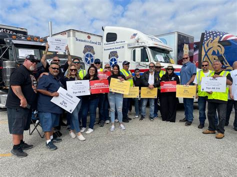Teamsters support California bill requiring a human in self-driving vehicles